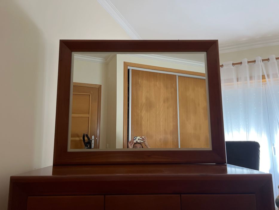 Móvel - Cómoda de quarto com espelho