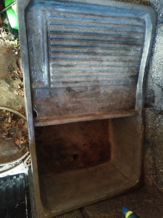 Vendo tanque lavar em cimento