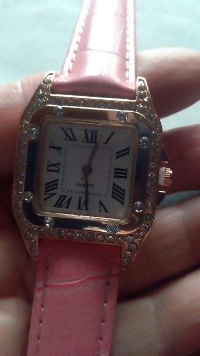 Śliczny nowy zegarek