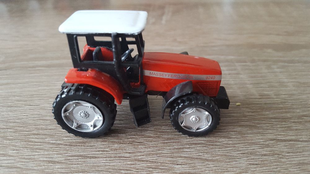 Samochód straży pożarnej firmy SIKU