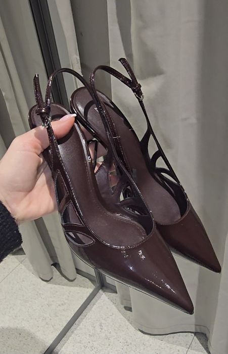 Туфлі/слiнгбекi Zara, із лакованим ефектом.