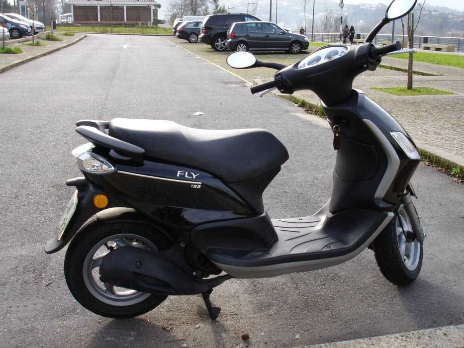 Piaggio Fly 125 4T