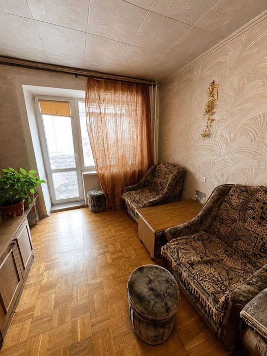 Продам просторную 3-к квартиру Крутогорный спуск Рогалева Центр