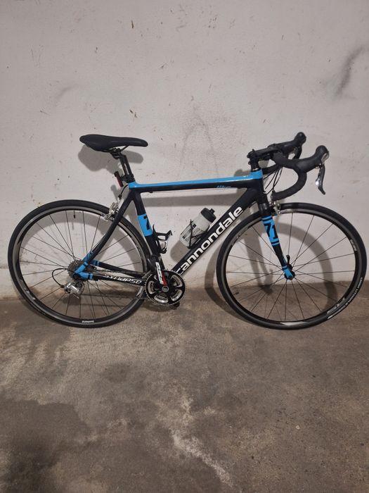 Bicicleta de estrada cannondale carbono