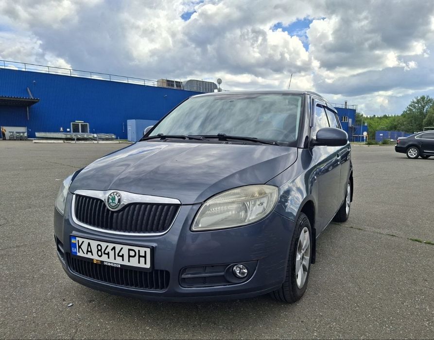 Оренда авто Skoda Fabia під Таксі. Аренда авто под Такси