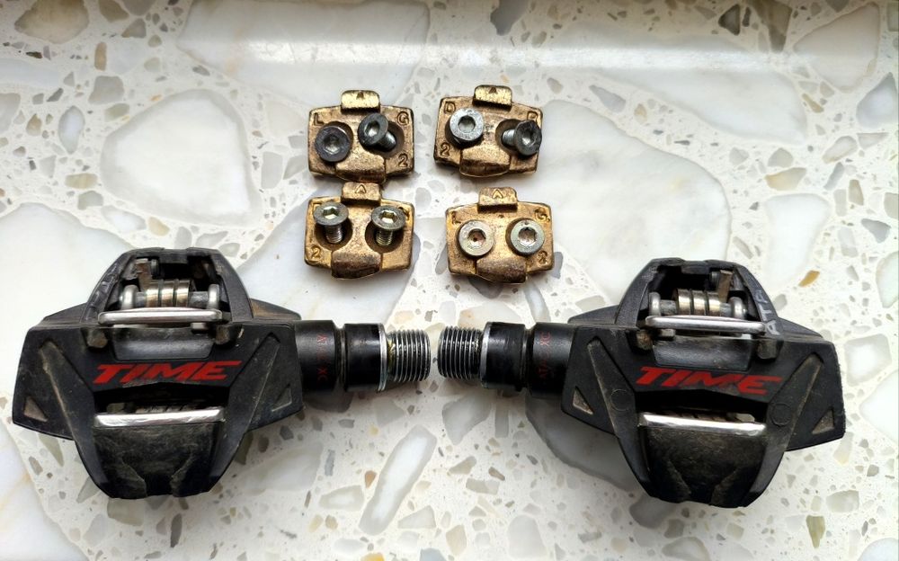 Pedały MTB Time Atac XC 8 carbon 2 pary blokó