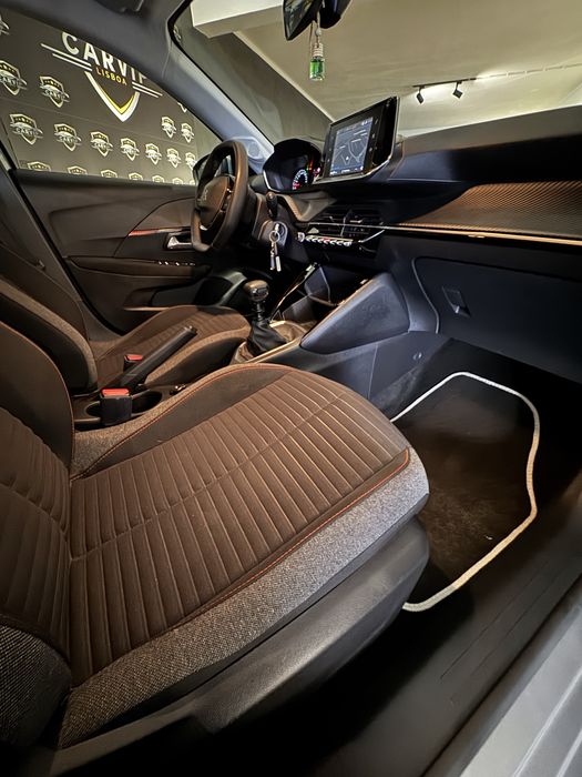 PEUGEOT 208  1.2  GASOLINA 2021