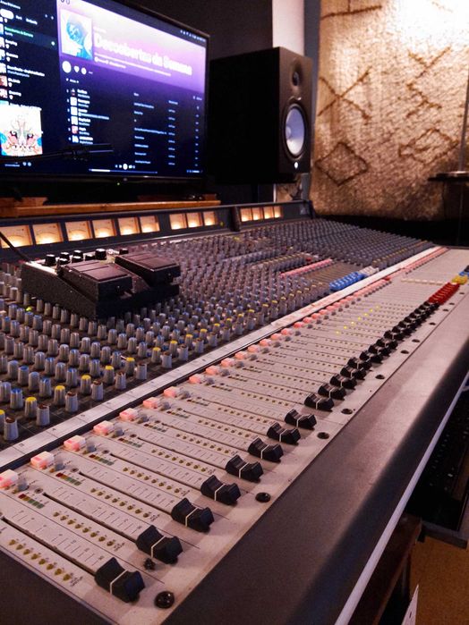 Mesa de Mistura Allen Heath ML4000. Aceito trocas.