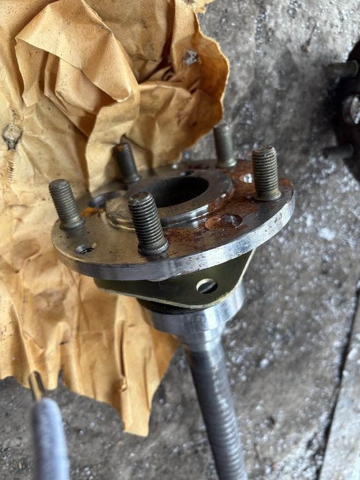 Півосі для заднього приводу для ВАЗ або ГАЗ та москвич