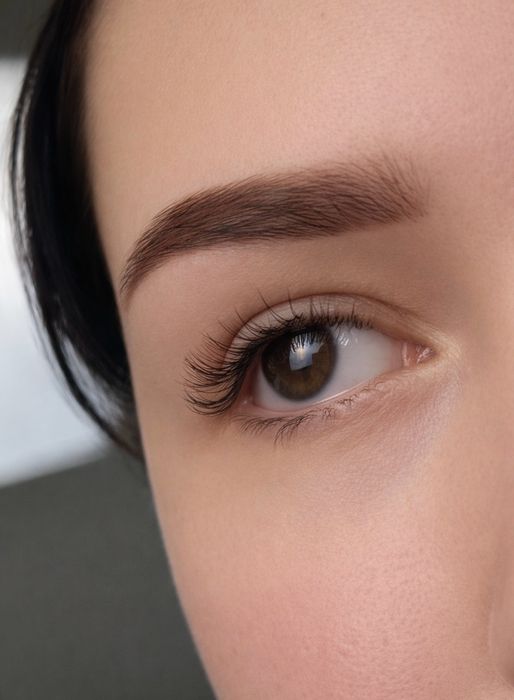 Нарощування вій