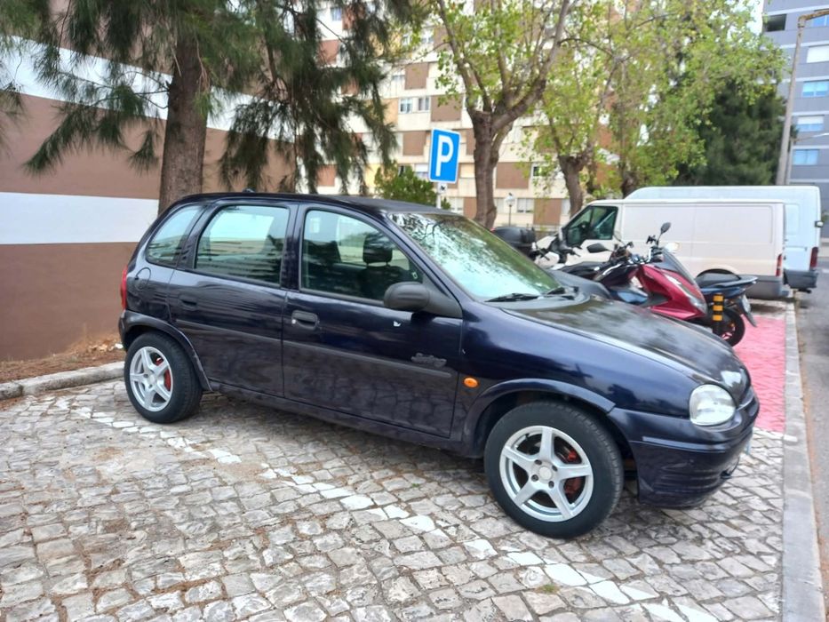 Opel corsa 1.4 i full estras AC