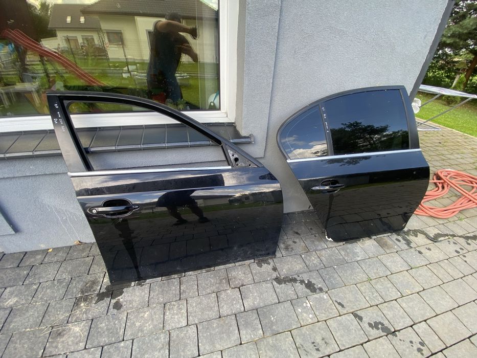 Drzwi prawy przód prawy tył prawe BMW e60 sedan e60 e61 kolor 668 bmw e60/61