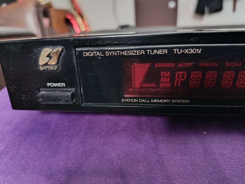 Tuner FM , AM. Sansui  TU- X301i