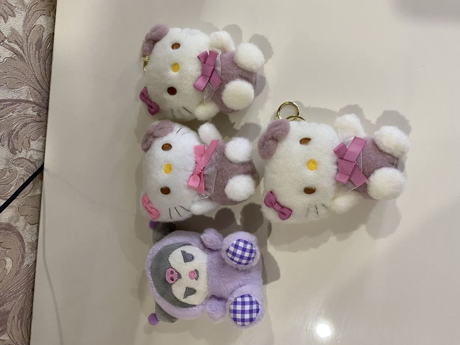 Брелок Хелло Кітті Куромі