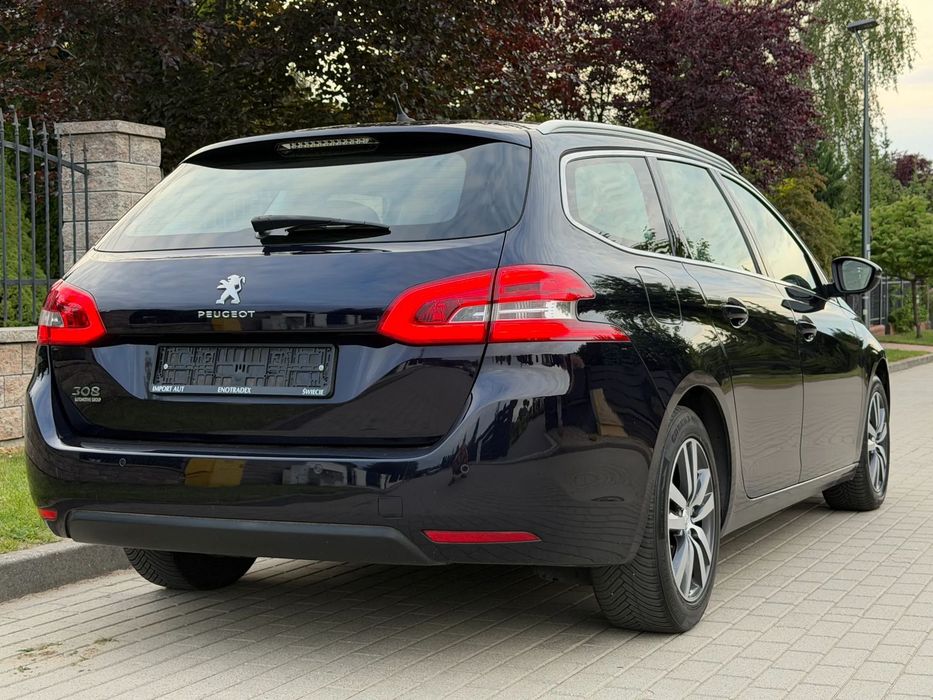 Peugeot 308 2019r. 1.5hdi 130km SW  LIFT chromy Navi opłacony
