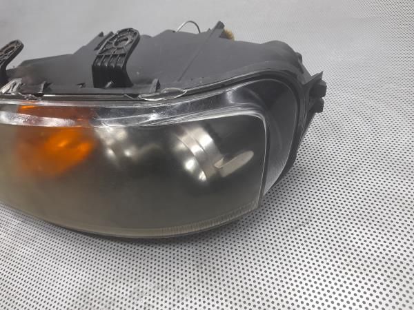 Ótica / farol esquerda FIAT Punto (188_)