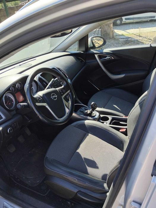 Opel astra 1613 ano2011
