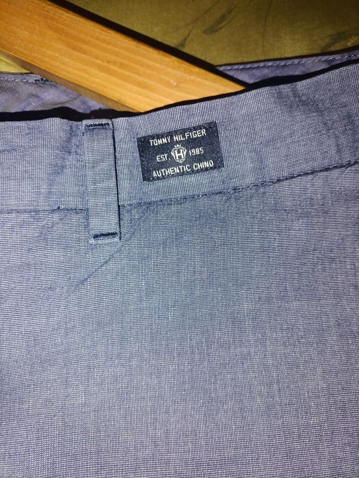 Tommy Hilfiger chinos
