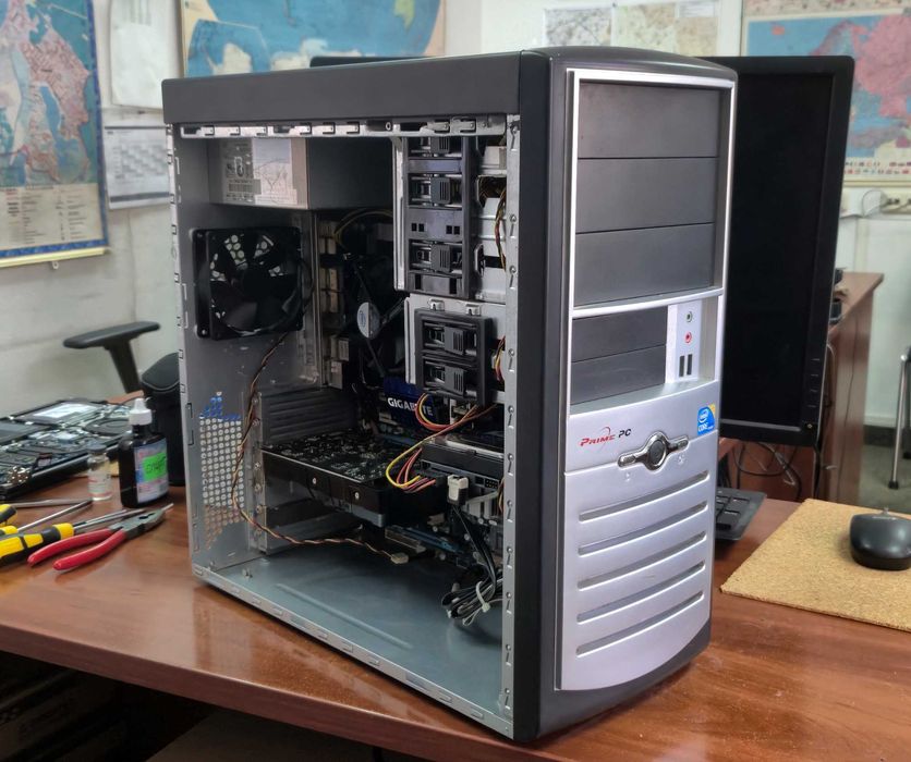 Системні блоки i7-950/GA-X58A-UD3R/12ГБ DDR3/FX1800/SSD250/HDD500