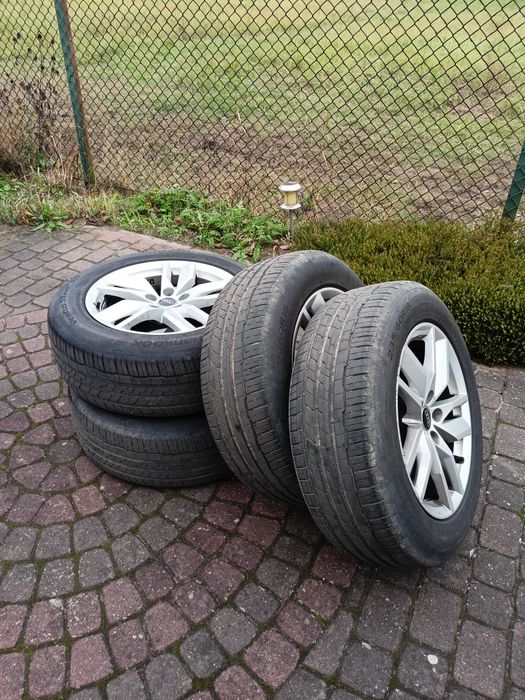 Komplet oryginalnych kół AUDI  235/60/r18