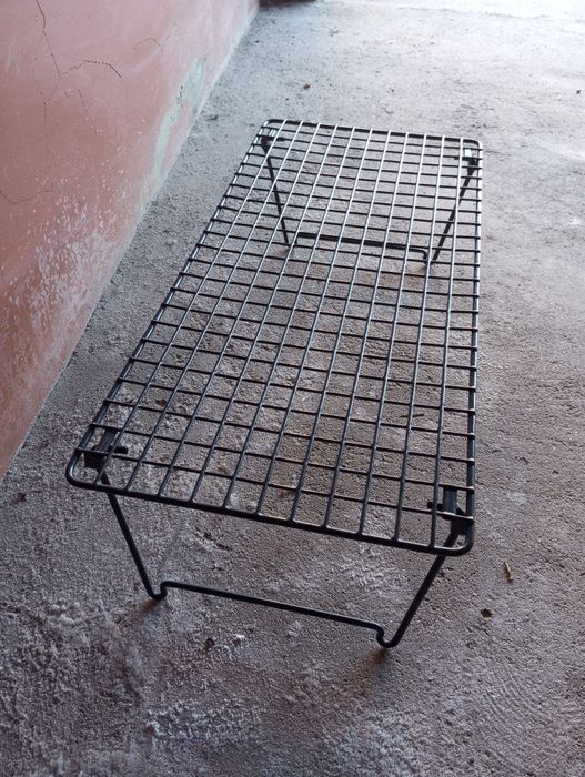 Sapateira dobrável em perfeito estado