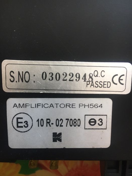 Саб автомобильный с усилителем!!! Отличный звук, настоящий !