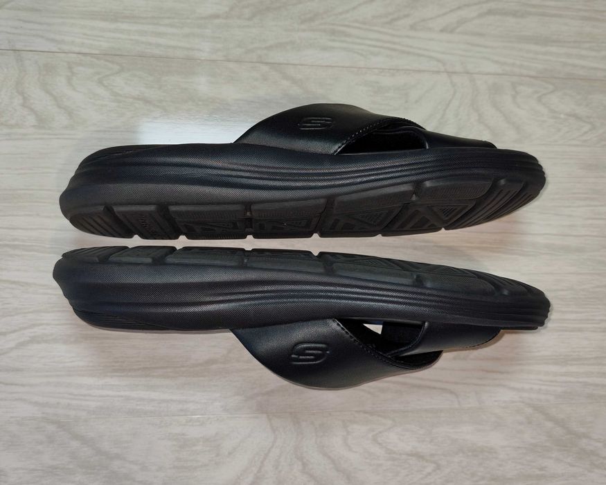 Оригінальні Шльопанці Skechers Relaxed Fit: Sargo - Denal