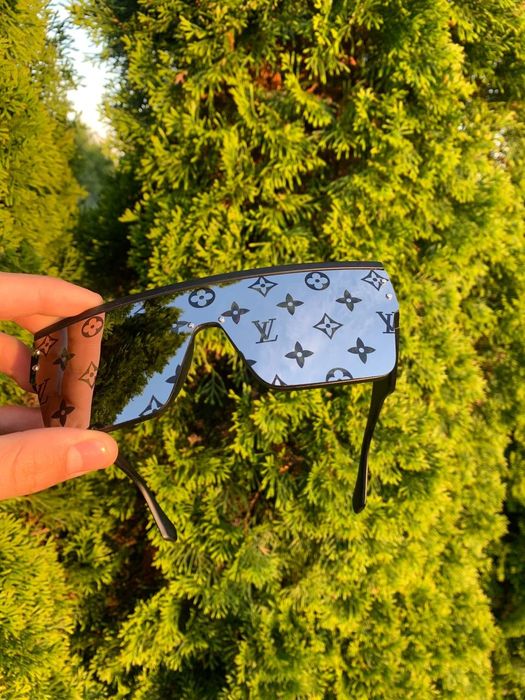 Сонцезахисні окуляри Louis Vuitton / Солнцезащитные очки Луи Виттон