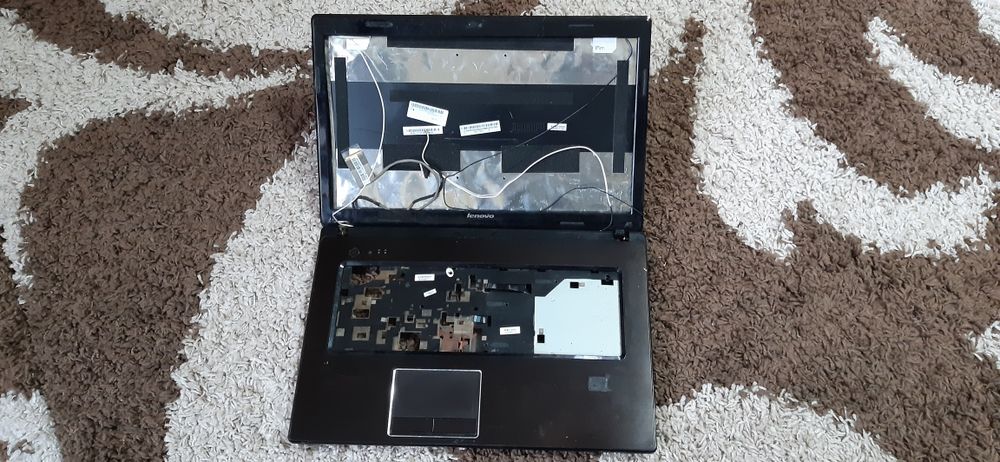 Ноутбучні Корпуси  Лот