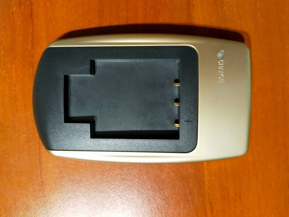 Ładowarka baterii do aparatu fotograficznego,kamery