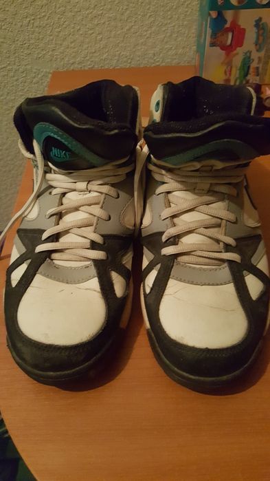 Продам Кроссовки Nike