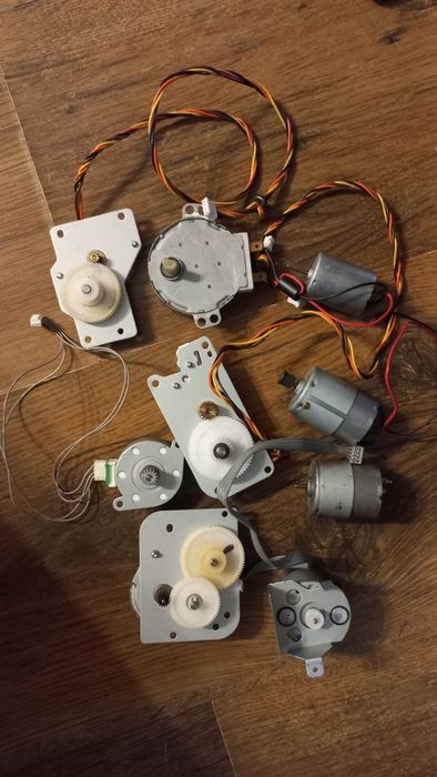 Silniczki do drukarek.