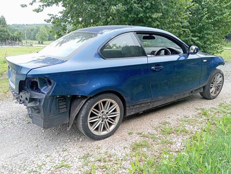 BMW e82 120d Anglik V5c baza kjs drift
