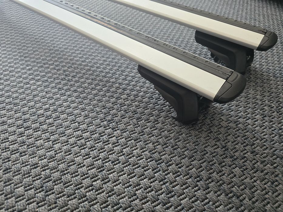 Barras Thule WingBar Evo Raised Rail