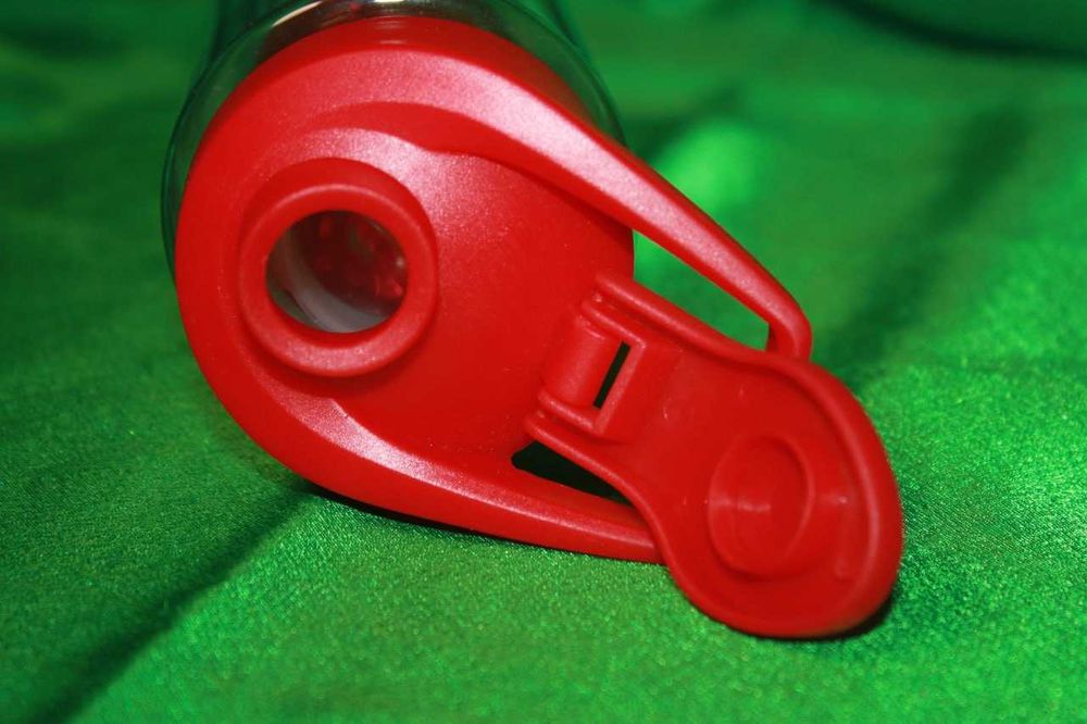 Бутылка для напитков с заварочным узлом 650 мл