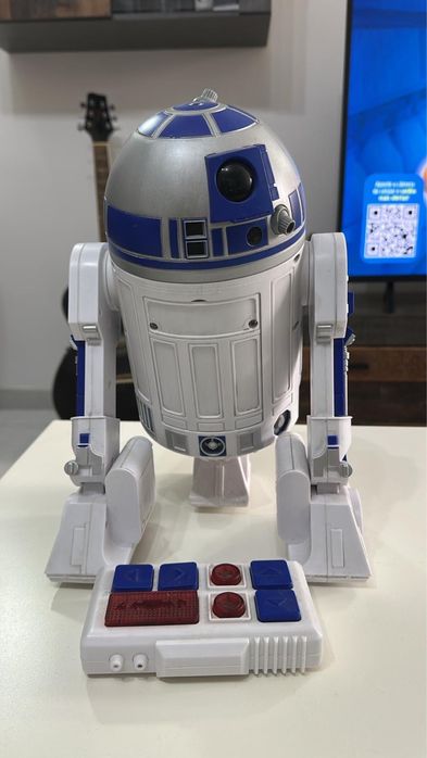 Robo r2d2 disney