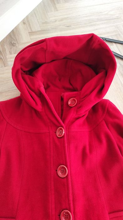 Zimowy płaszczyk w idealnym stanie