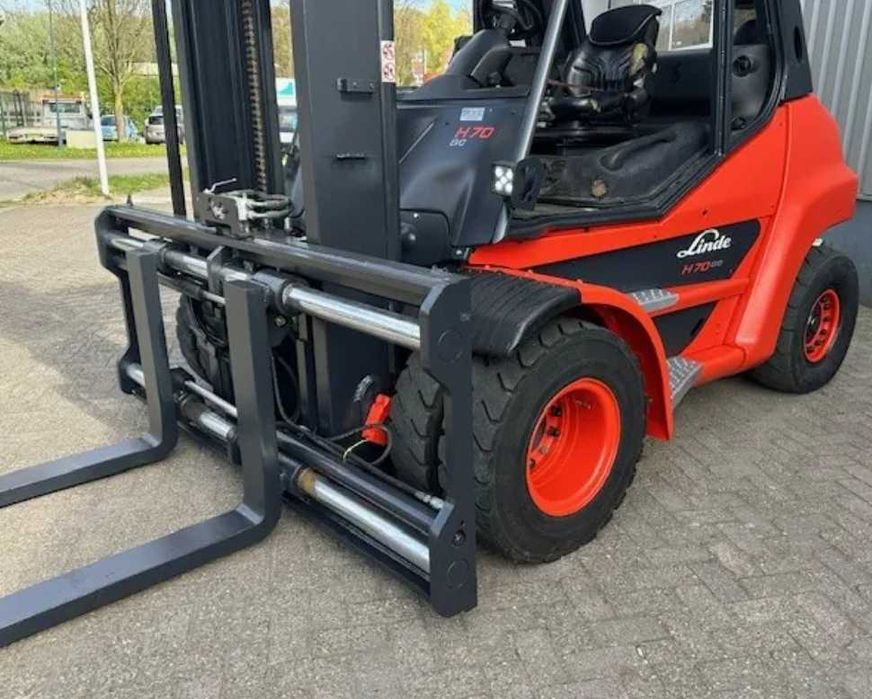 Empilhador Diesel LINDE 7T (2016)
