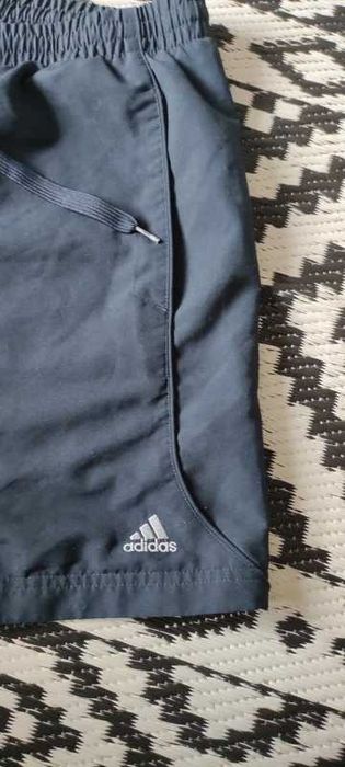 Adidas vintage spodenki krótkie logo haft essentials