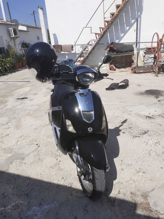 Vemdo  secuter 125 como nova ou troco pur carro