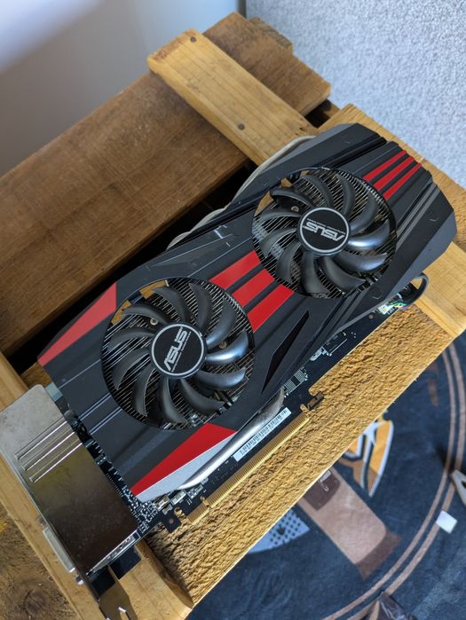 Placa gráfica Asus GTX760