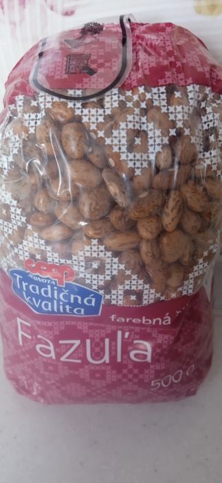 Фасоль консервированная и цветная в пакете ,чечевица