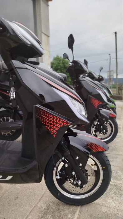 Scooter Neovolt - Flow