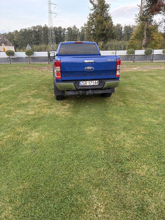 Piekny ford ranger xlt