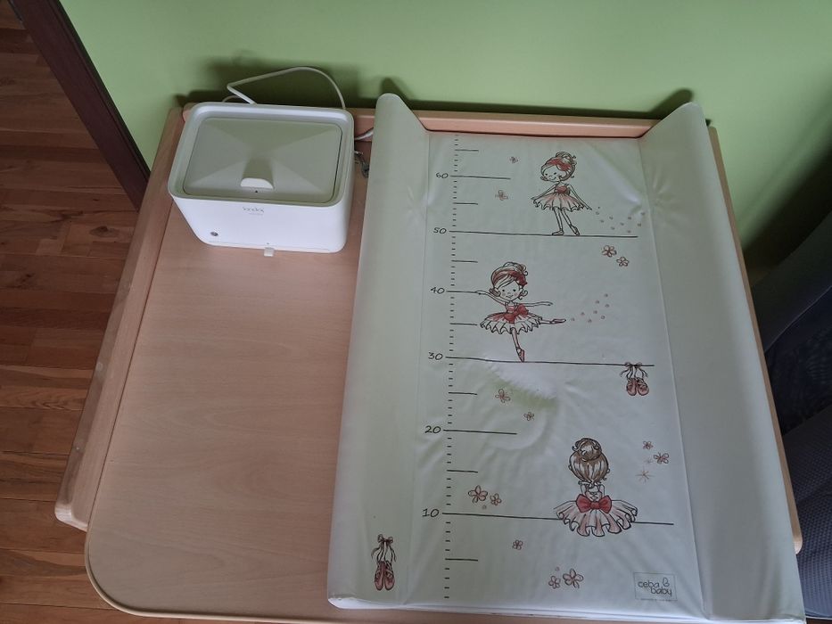Przewijak, stolik pielęgnacyjny dla niemowląt