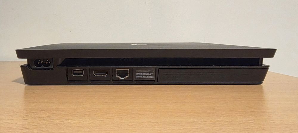 Playstation 4 500gb + Comando Sony + Battlefield 1