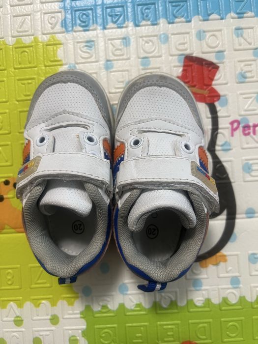 Кросівки дитячі 13 см 20 р