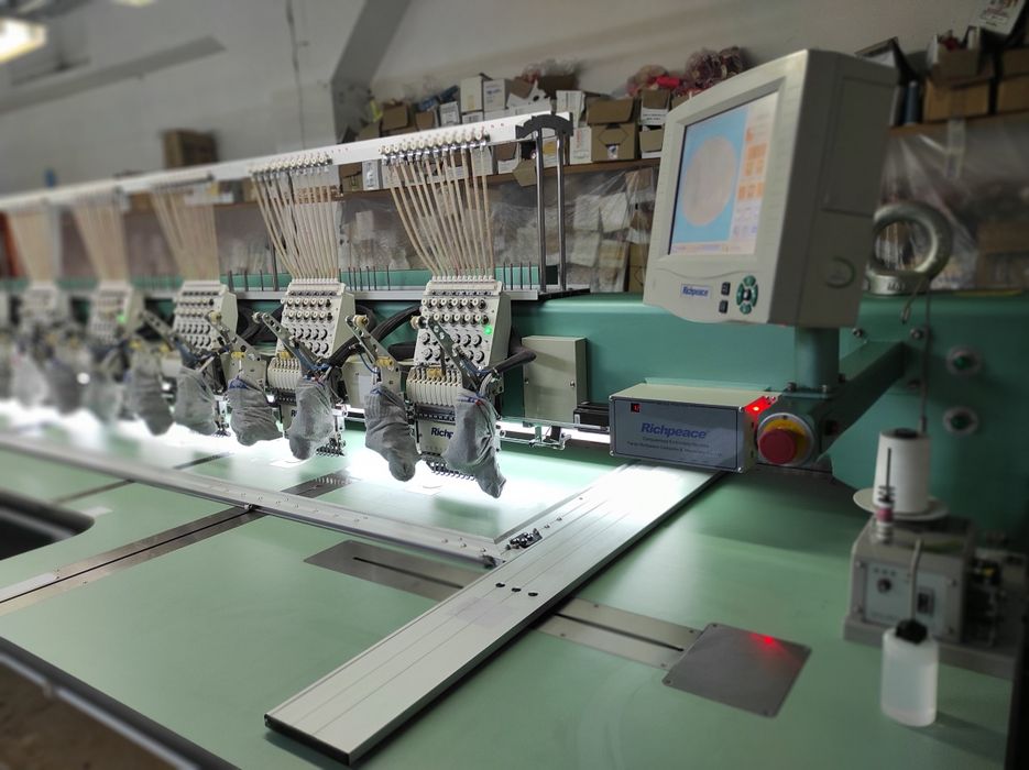 Máquina de Bordar Richpeace 12 cabeças