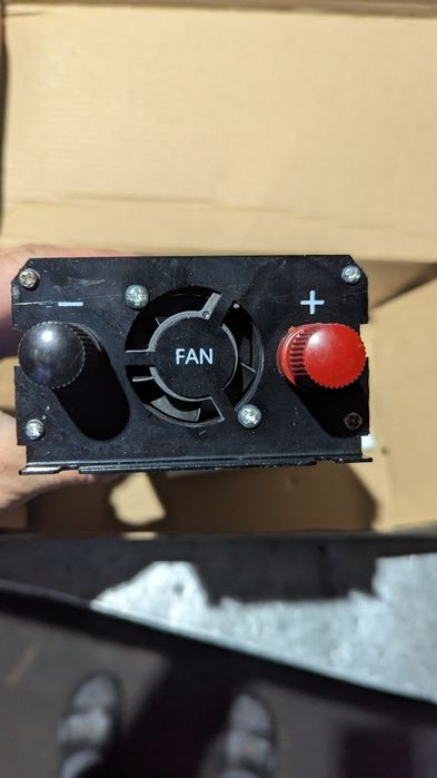 Продам акумуляторний інвертор