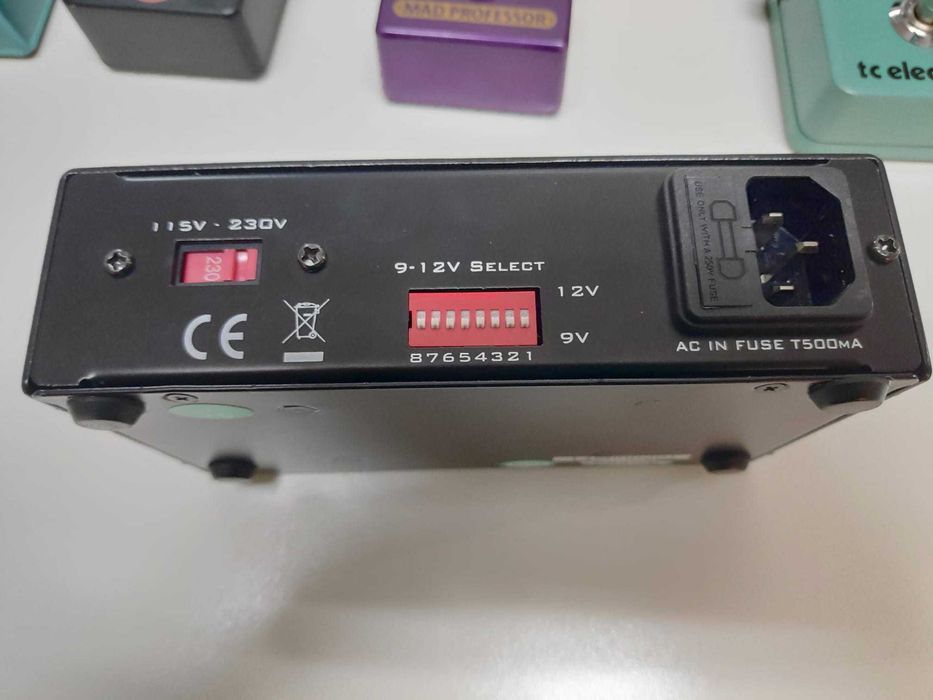 Fonte de Alimentação CARL MARTIN PRO POWER - Praticamente Nova